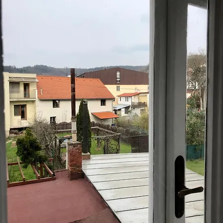 B Δωμάτια σε οικογενειακή κατοικία
